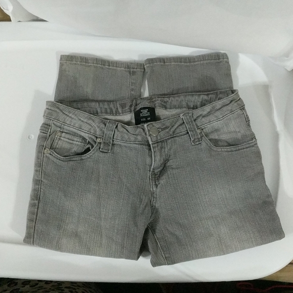Wet Seal Light Grey Straight Leg Jeans - size 9 - Picture 1 of 4